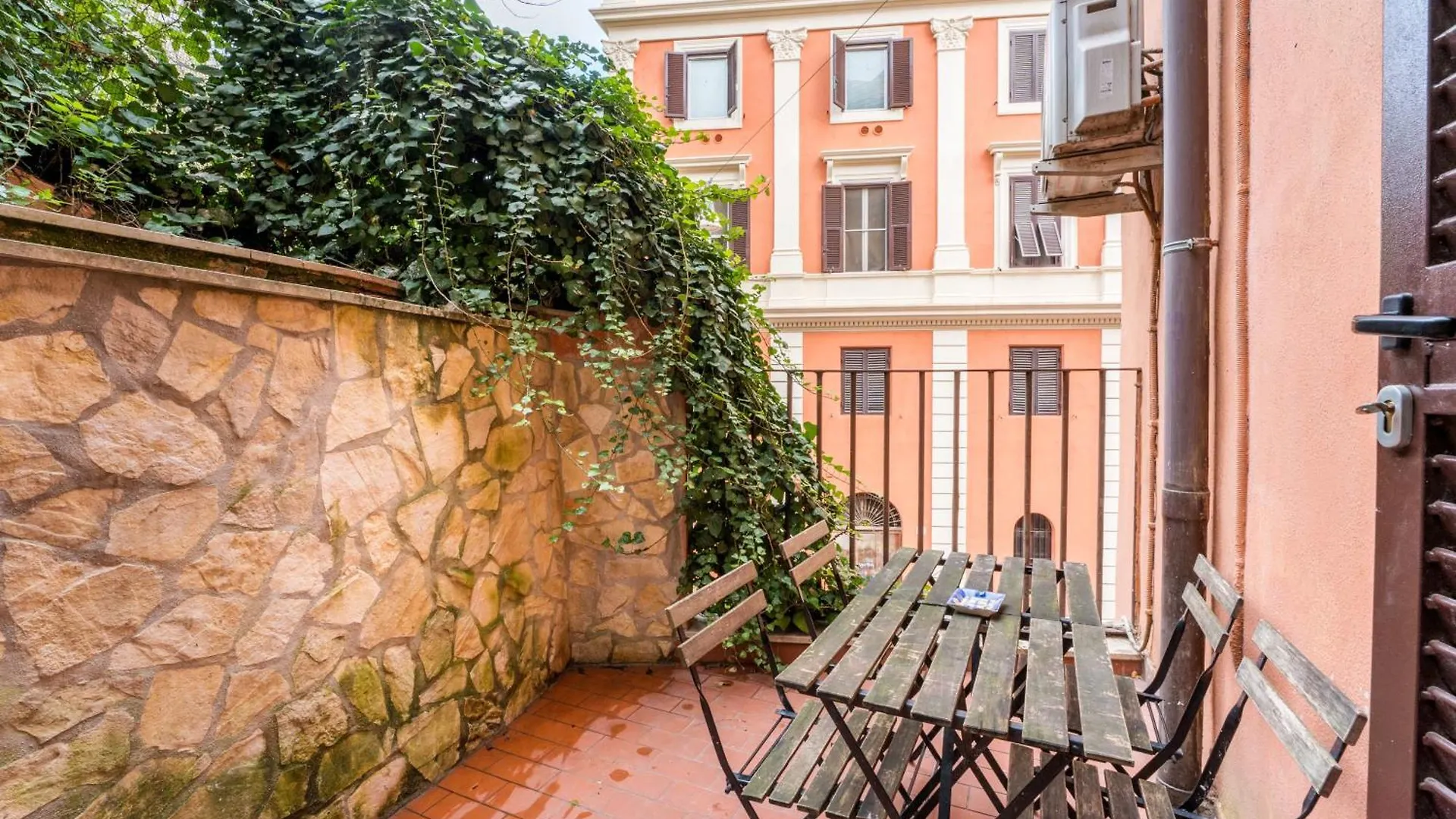 Fl Apartments Il Piccolo Borgo Di Trastevere Rome