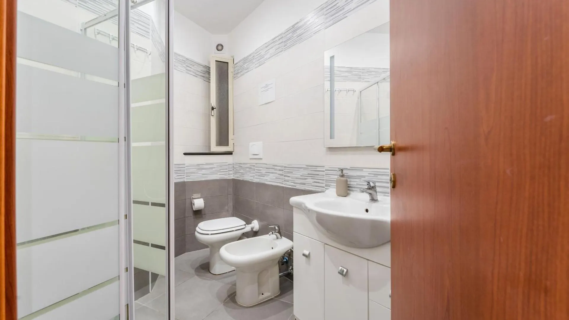 Fl Apartments Il Piccolo Borgo Di Trastevere Rome